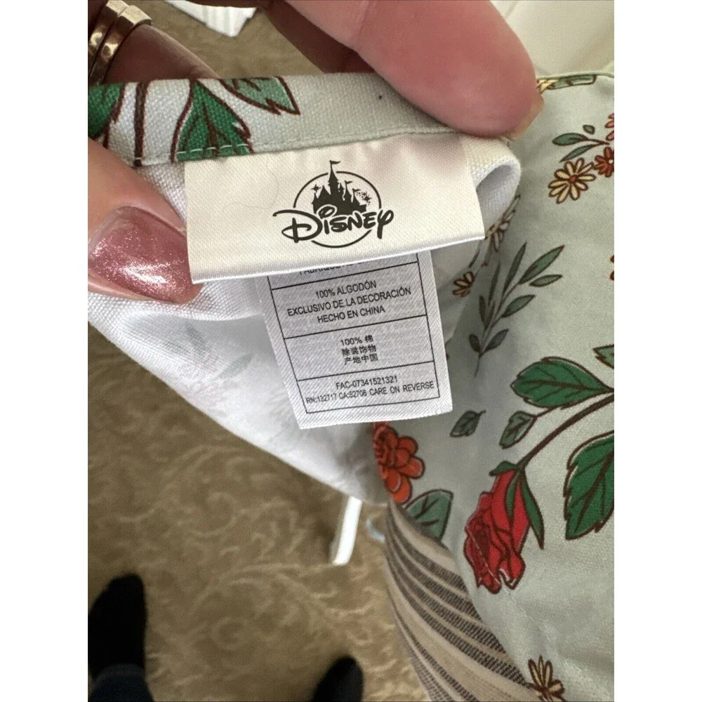 Disney Parks Flowers Mickey Mouse A Little Dirt Never Hurt Kitchen Apron New